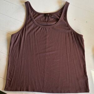 NUUDS Slinky rib tank in coffee